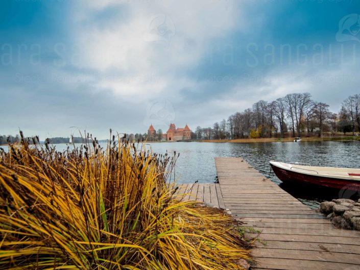 Il castello di Trakai in Lituania, sul lago Galve